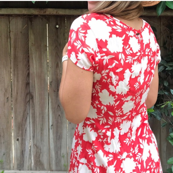 Billabong red and white floral romper - Picture 3 of 3
